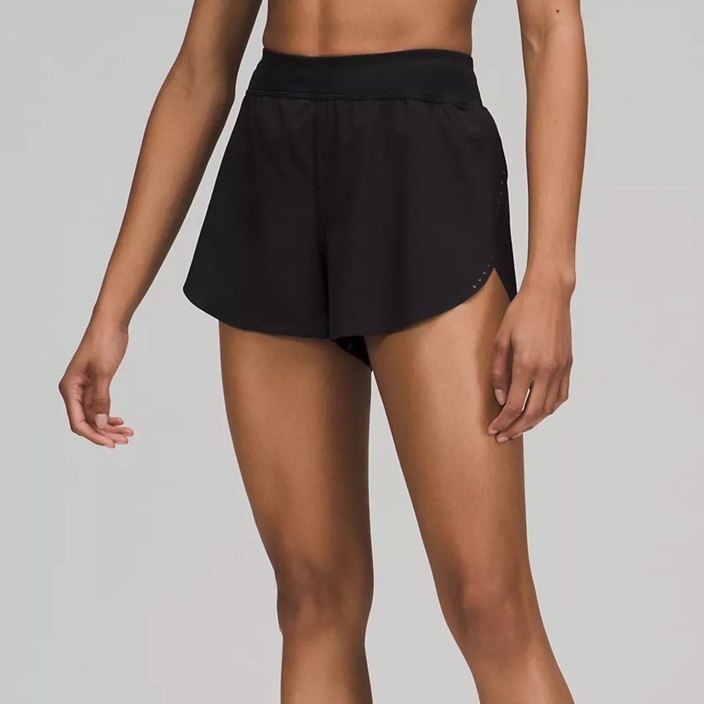 Lululemon Find Your Pace HR 3” Short in Black